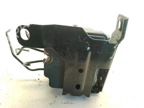 Used ABS pump ABS pump PEUGEOT 308 II (LB_, LP_, LW_, LH_, L3_) 1.2 THP 110 (110 hp) 25781589 25781589