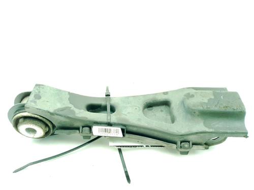 Venstre bagtil bærearm MERCEDES-BENZ A-CLASS (W176) A 180 CDI / d (176.012) (109 hp) 31826337