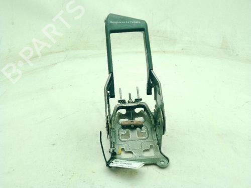 Used Hand brake RENAULT MEGANE II (BM0/1_, CM0/1_) 1.5 dCi (BM0F, BM0T, BM2B, CM0F, CM0T) (82 hp) 27534453