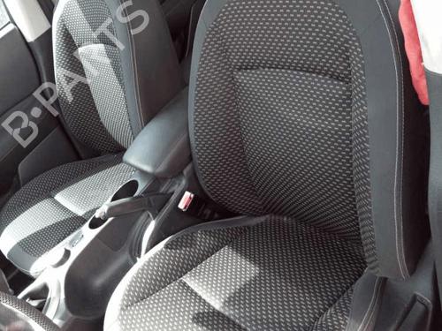 Right front fog light NISSAN QASHQAI I (J10, NJ10) 2.0 dCi All-wheel Drive | BP31988627C31 