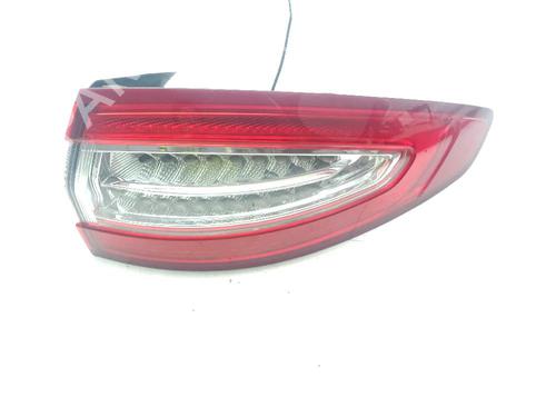 right-taillight-ford-mondeo-v-hatchback-ce-2014-31871059 main image