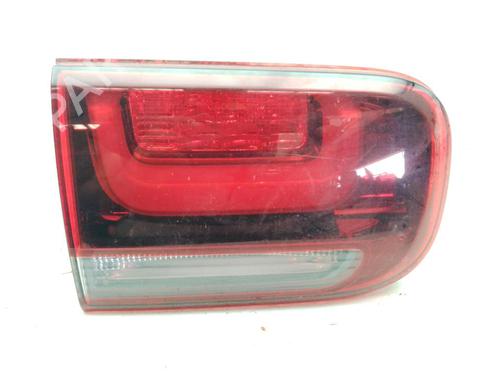 left-tailgate-light-citroen-c4-cactus-2014-27647816 main image
