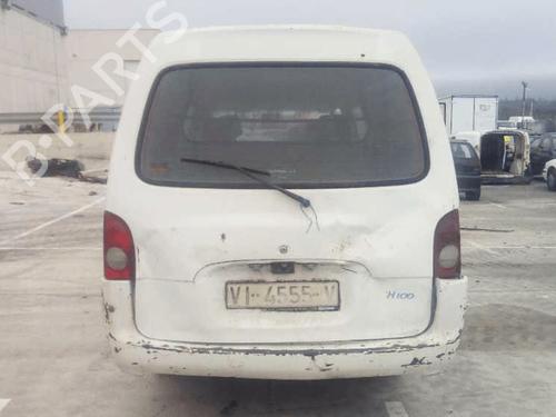 Right headlight HYUNDAI H100 Van 2.5 D | BP18369486C29 