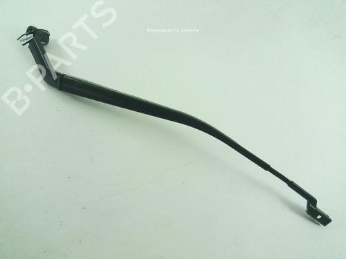 Used Front windshield wiper arm Front windshield wiper arm MAZDA CX-5 (KF) 2.2 D (150 hp) 18375869 18375869
