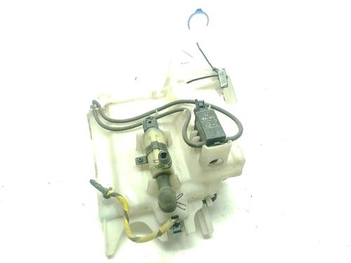 Used Windscreen washer tank HYUNDAI TUCSON (TL, TLE) 2.0 CRDi (136 hp) 31940352