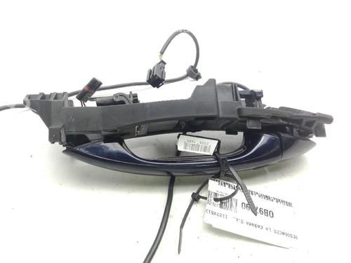 front-right-exterior-door-handle-mercedes-benz-cls-c219-2004-2005-2006-2007-2008-2009-2010-2011-32041581 main image