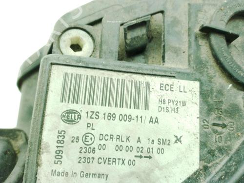 Left headlight BMW 5 (E60) 530 d xDrive | BP31799111C28