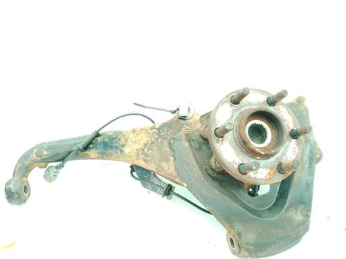 Used Left front steering knuckle NISSAN NAVARA NP300 (D40) 2.5 dCi 4WD (174 hp) 30746945