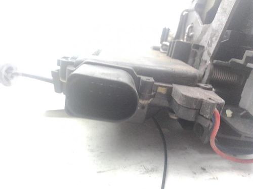 Front left lock SEAT LEON (1M1) 1.6 16 V | BP24001979C98 