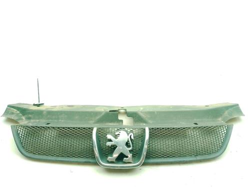 Used Grille Grille 36856604 36856604