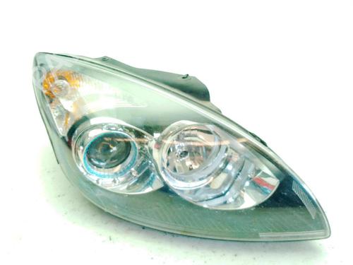 Used Right headlight HYUNDAI i30 (FD) 1.6 CRDi (90 hp) 29765183