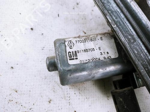 Front right window mechanism NISSAN PRIMASTAR Van (X83) 1.9 dCi 100 | BP31989187C23