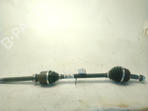 Used Right front driveshaft PEUGEOT 3008 II SUV (MC_, MR_, MJ_, M4_) 1.2 THP/ PureTech 130 (MRHNSM, MRHNSU, MRHNSJ, MRHNYW,... (131 hp) 29628350