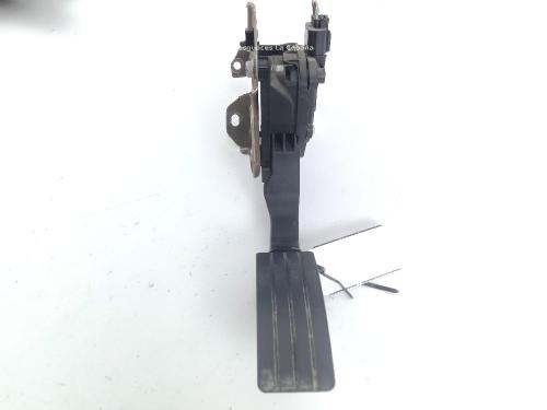 Used Pedal Pedal DACIA SANDERO II TCe 90 (B8M1, B8MA, B8AC) (90 hp) 20115831 20115831
