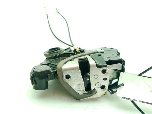 Used Front left lock TOYOTA URBAN CRUISER (_P1_) 1.33 (NSP110_, NSP110) (101 hp) 30747071