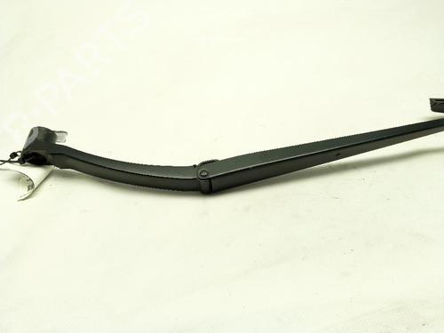 Used Front windshield wiper arm Front windshield wiper arm 37088236 37088236