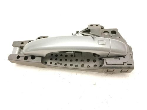 Used Front right exterior door handle Front right exterior door handle 38589746 38589746