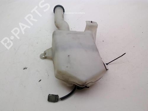 Used Windscreen washer tank FORD MONDEO III (B5Y) 2.0 16V TDDi / TDCi (115 hp) 26517543