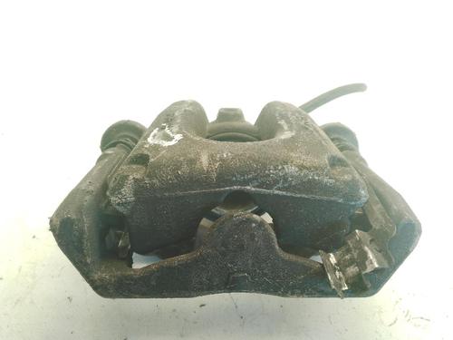 Used Right front brake caliper BMW 1 (E81) 116 d (116 hp) 25612680