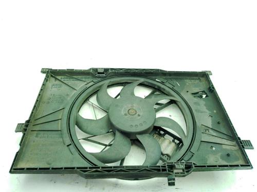 radiator-fan-mercedes-benz-a-class-w169-2004-2005-2006-2007-2008-2009-2010-2011-2012-32695527 main image