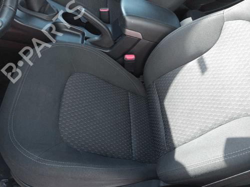 Front windshield wiper arm HYUNDAI ix35 (LM, EL, ELH) 1.7 CRDi | BP31989364C143 