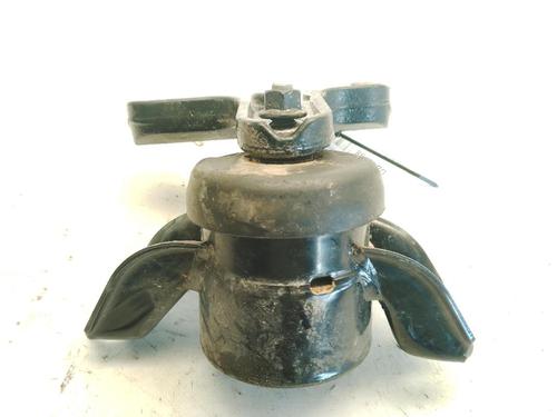 Used Engine mount Engine mount KIA STONIC (YB) 1.2 CVVT (84 hp) 25734439 25734439