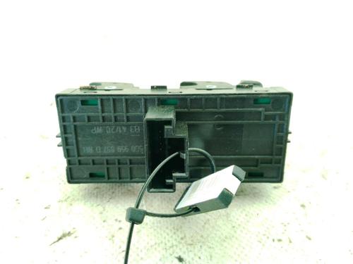 Left front window switch VW CC B7 (358) 2.0 TDI | BP27534255I27 - Image 2