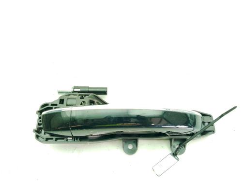 front-right-exterior-door-handle-mg-mg-zs-suv-azs1-2017-31752448 main image