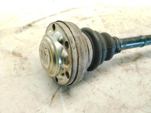 Left rear driveshaft BMW X1 (E84) sDrive 18 d | BP25889476M40 