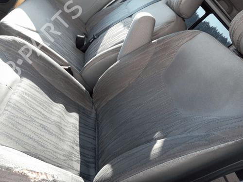 Left front steering knuckle NISSAN PRIMASTAR Bus (X83) dCi 120 | BP31989802M25