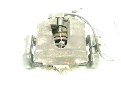 Used Left front brake caliper Left front brake caliper MERCEDES-BENZ E-CLASS (W210) E 290 Turbo-D (210.017) (129 hp) 33037102 33037102