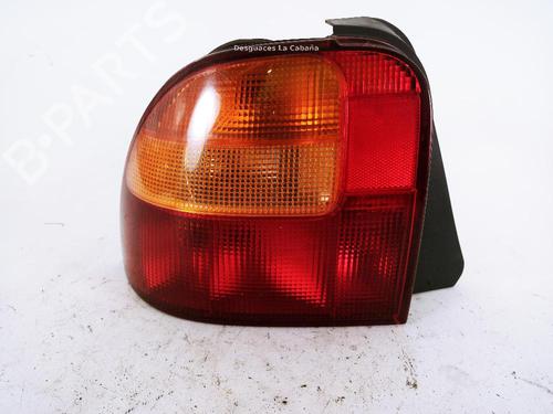 Farolim esquerdo ROVER 400 II Hatchback (RT) 416 Si (112 hp) 31988572