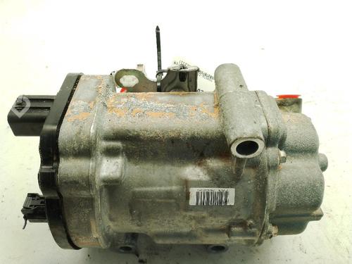 AC compressor TOYOTA COROLLA Saloon (_E21_) 1.8 VVTi Hybrid (ZWE211) | BP24546429M34 - Image 3