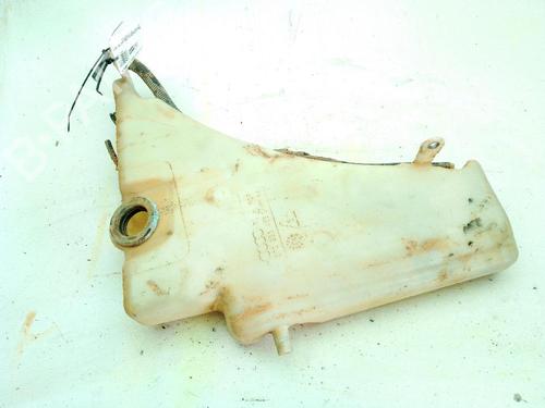windscreen-washer-tank-audi-a5-8t3-2007-2008-2009-2010-2011-2012-2013-2014-2015-2016-2017-25486457 main image