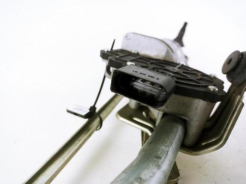 Front wiper motor AUDI Q2 (GAB, GAG) 2.0 TDI quattro | BP24040918M29 