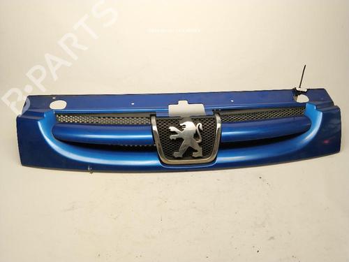 Used Grille Grille 37508838 37508838