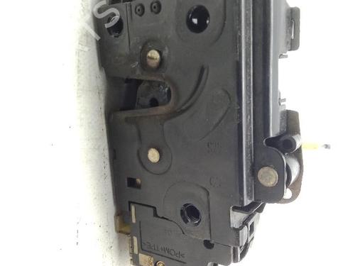 Venstre fortil lås SEAT LEON (1M1) 1.6 16 V (105 hp) 32358584