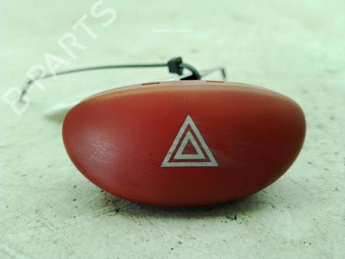 Used Warning switch PEUGEOT 206 Hatchback (2A/C) 1.4 i (75 hp) 26174056