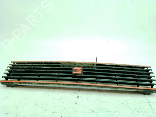 Used Grille Grille 38746392 38746392