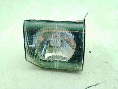 Phare droit MITSUBISHI PAJERO CLASSIC (V2_W, V6_W, V7_W) 2.5 TD (V24W) (115 hp) 28972963