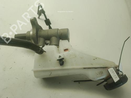 Brake master cylinder HYUNDAI i30 Estate (PDE) 1.4 MPI | BP25753663M77 