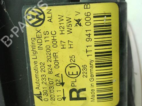 Right headlight VW TOURAN (1T1, 1T2) 1.4 TSI | BP29765246C29