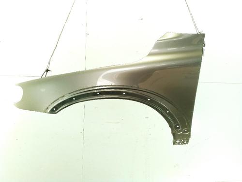Used Left front fenders VOLVO XC70 II (136) D5 AWD (185 hp) 27994857