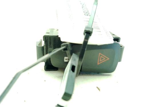 Used Warning switch Warning switch DACIA DOKKER Box Body/MPV 1.5 dCi 75 / Blue dCi 75 (FEJW, FEAH) (75 hp) 25909624 25909624