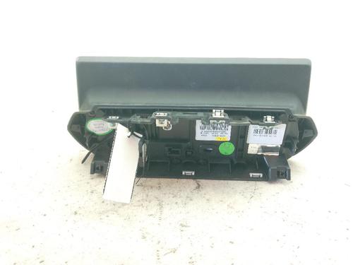 Multifunctionele display PEUGEOT 208 II (UB_, UP_, UW_, UJ_) 1.5 BlueHDI 100 | BP24862366C48 