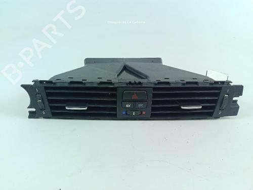 Used Air vent Air vent BMW 3 Touring (E91) 318 d (136 hp) 18364945 18364945