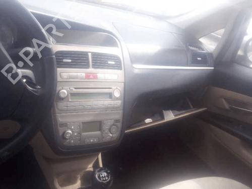 Brugte FIAT LINEA (323_, 110_) 1.3 D Multijet (323AXB11, 323AXB1A) (90 hp) 4426964