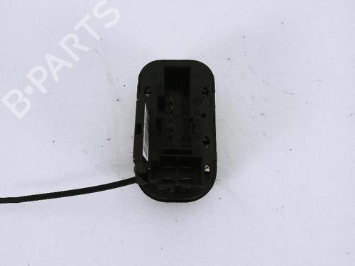 Used Left front window switch Left front window switch FORD MONDEO II (BAP) 1.8 TD (90 hp) 18364367 18364367