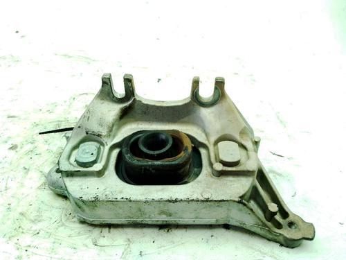 Used Engine mount Engine mount NISSAN JUKE (F16_) 1.0 (114 hp) 40278689 40278689