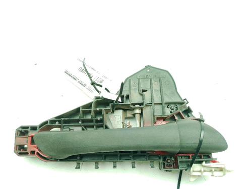 front-right-exterior-door-handle-mercedes-benz-a-class-w169-2004-2005-2006-2007-2008-2009-2010-2011-2012-32079391 main image